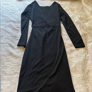 Black Sheath Dress with Square Neck and Long Sleeves